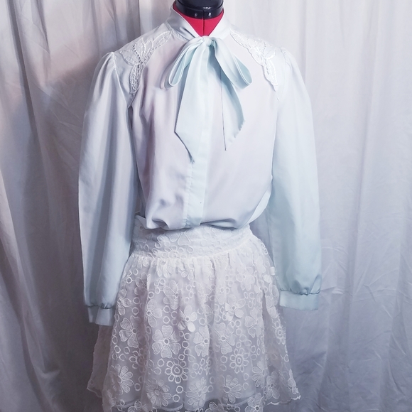 Vintage Tops - Vintage Secretary Blouse Sea Foam sz 13